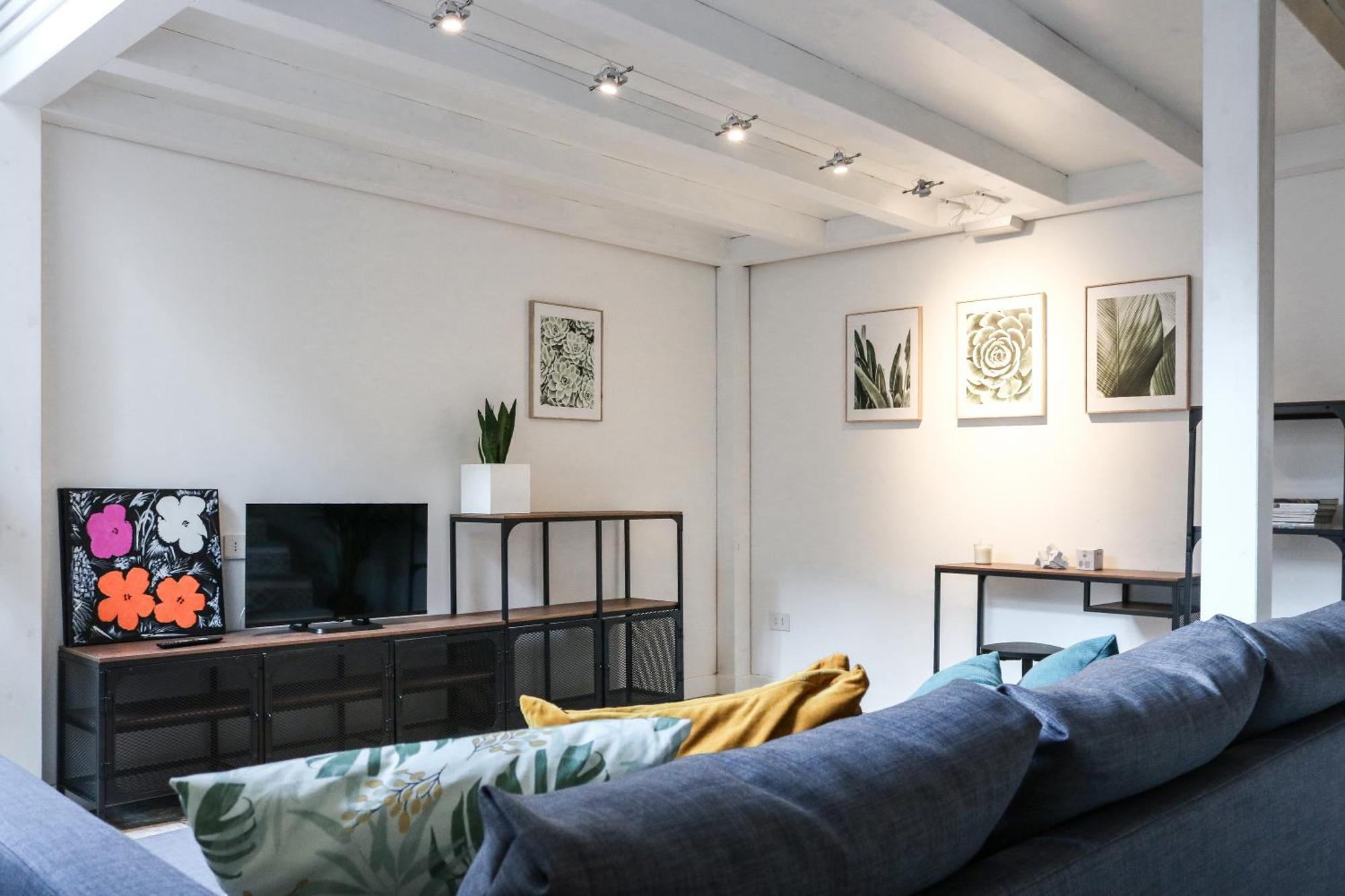Rrrapido Apartment In Corso San Gottardo - 4 People Milan Luaran gambar