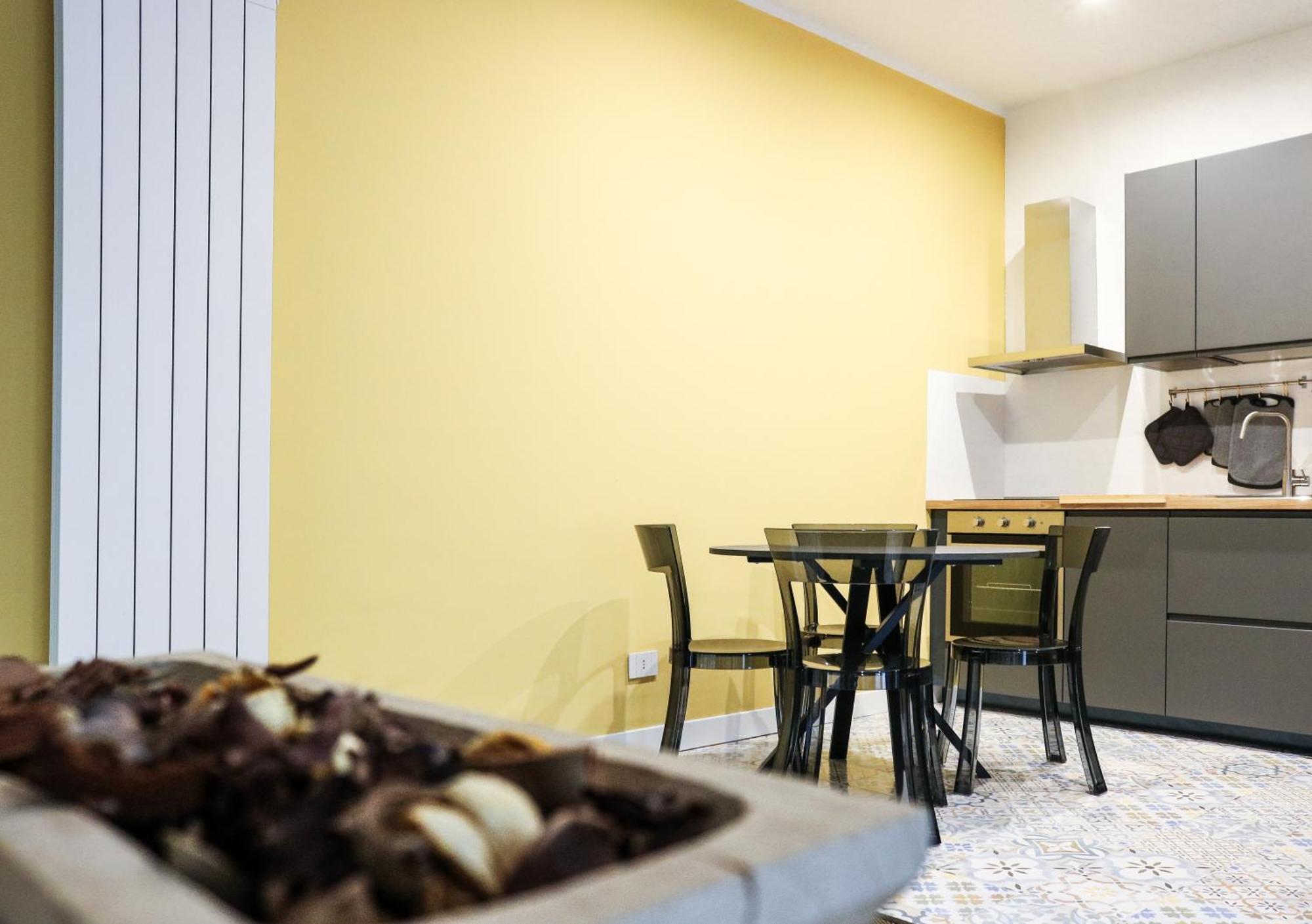 Rrrapido Apartment In Corso San Gottardo - 4 People Milan Luaran gambar